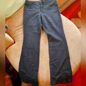 Style and co tummy control jeans size 10 charcoal color with rhinestone detail